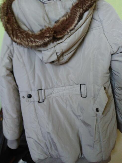 Kurtka zimowa w kolorze szarym, rozmiar M