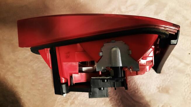Tylna prawa lampa LED do Audi A4 B8