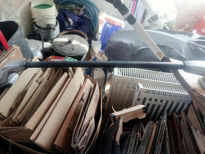 Witam sprzedam reling dachowy do Reno clio2