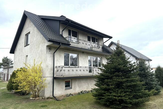 Dom na sprzedaż w spokojnej okolicy