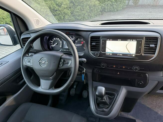 Opel Vivaro Bardzo ładny egzemplarz, Zafira Life, Tylne nawiewy, Nowe opony.