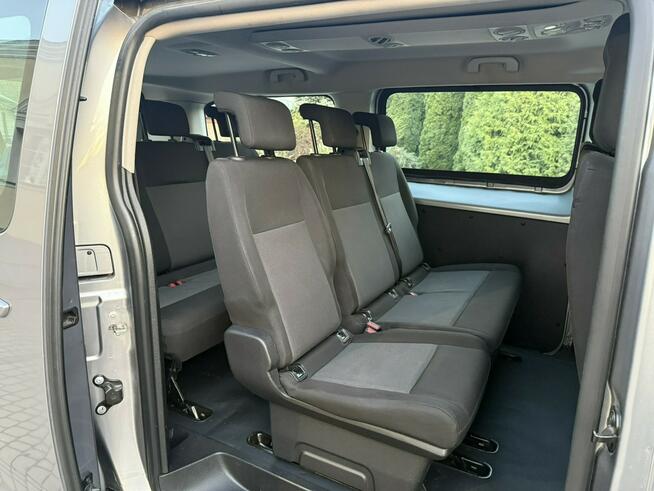 Opel Vivaro Bardzo ładny egzemplarz, Zafira Life, Tylne nawiewy, Nowe opony.