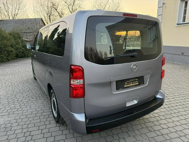 Opel Vivaro Bardzo ładny egzemplarz, Zafira Life, Tylne nawiewy, Nowe opony.