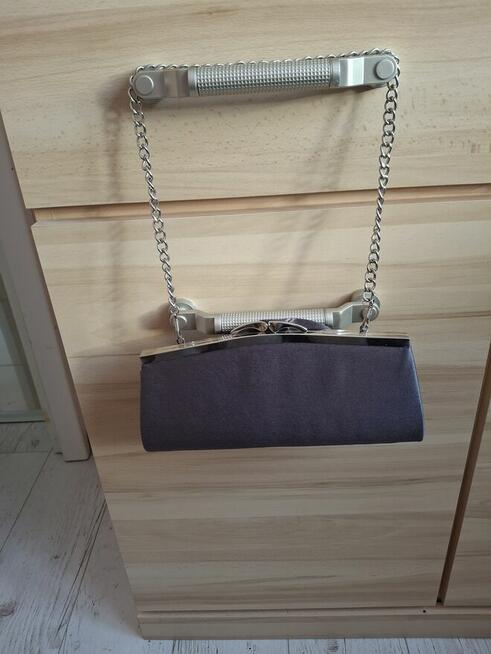 Elegancką torebka w kolorze szarym