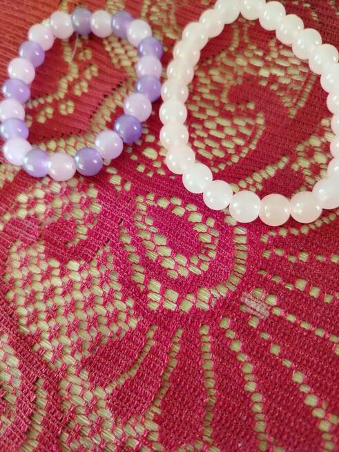 Bransoletki na sprzedaż