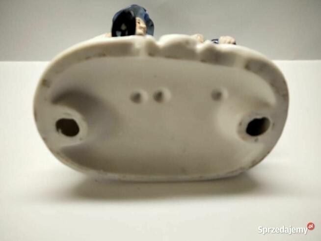 Figura porcelana szkliwiona -stan idealny Dziadkowie niebieska
