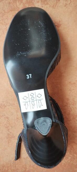 Czółenka damskie EXBUT – rozmiar 37