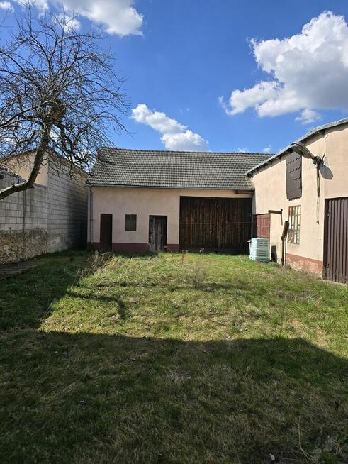 Żelisławice gm Siewierz dom z budynkami gospodarczymi