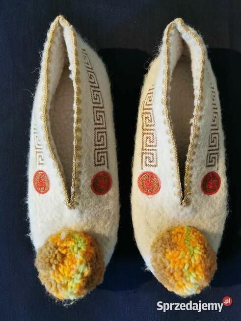 Nowe ciepłe Kapcie Rozm. 44/45 Super jakość Ładny wzór