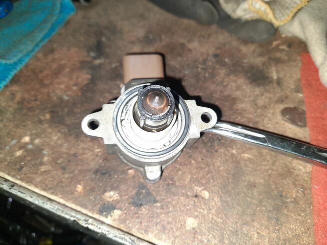 Silnik krokowy E9T16071A Nissan Maxima A32