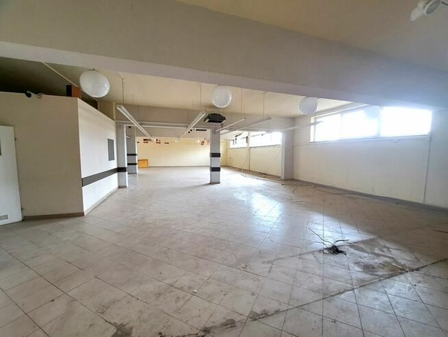 Lokal handlowy 330 mkw. parter Jasienica Rosielna