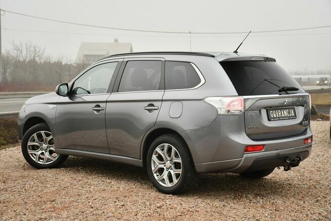 Mitsubishi Outlander 2.0i#PHEV#Skóry#Szyberdach#Climatr#Kamera#Navi#Bixenon#ACC#FuLL#Gwaran