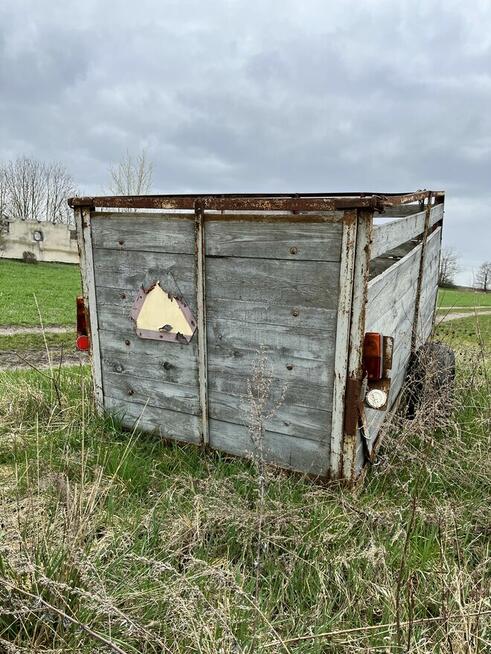 Przyczepa do przewozu zwierząt