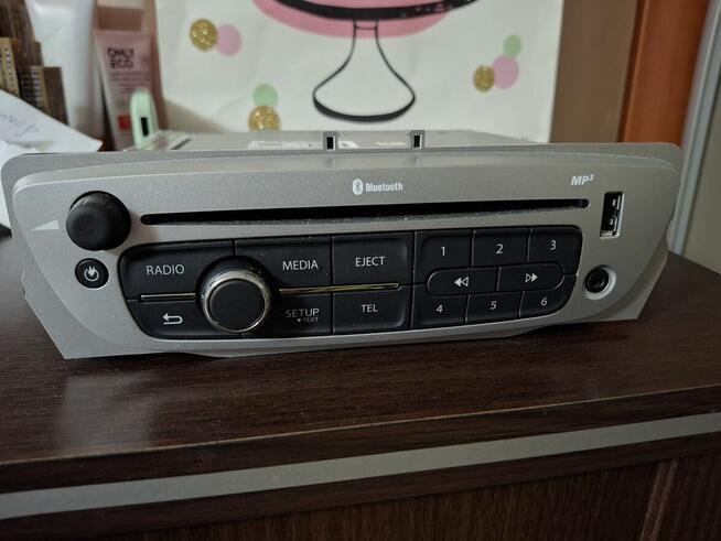 Sprzedam radio do Renault Scenic 3