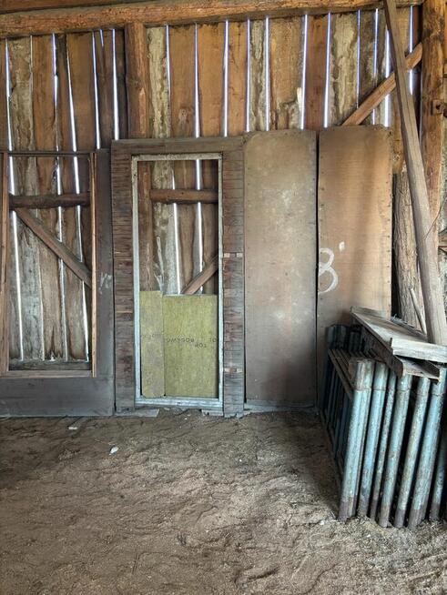 Elementy domku letniskowego , garaż, komorkaitp.