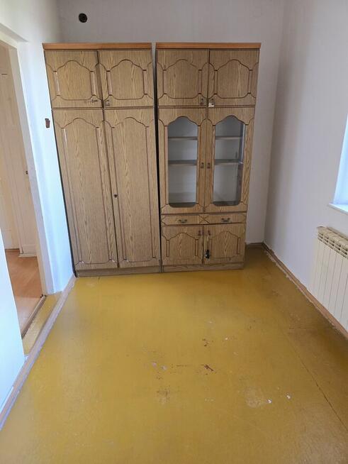 Żelisławice gm Siewierz dom z budynkami gospodarczymi