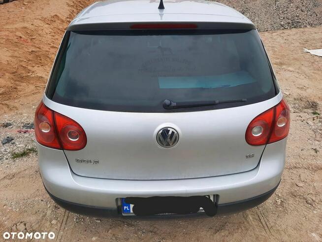 Volkswagen Golf V 1.6 Comfortline