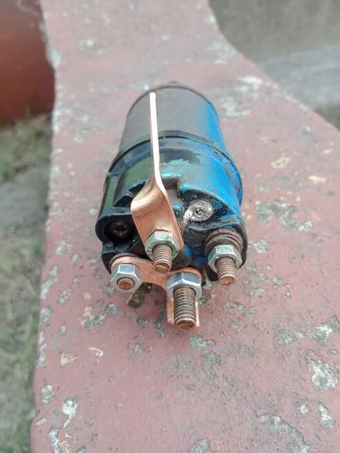 Elektromagnez do rozrusznika Forda 4600