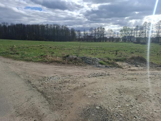 Działka budowlana z możliwością budowy domu dwulokalowego