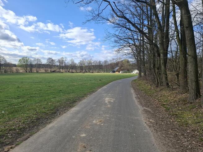 Działka budowlana z możliwością budowy domu dwulokalowego