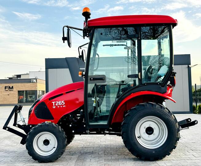 TRAKTOREK komunalny, ogrodniczy TYM 265, 24 KM 4x4