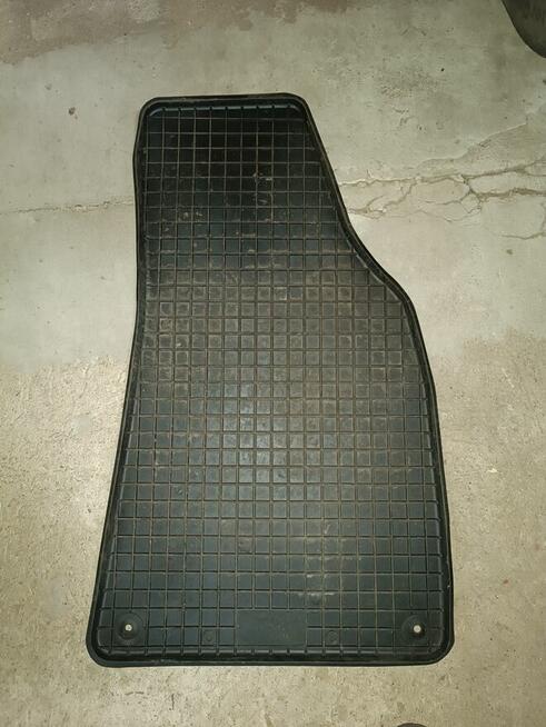 Dywaniki gumowe komplet audi a4