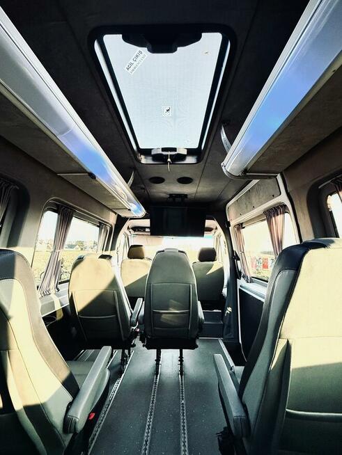 Przewóz osób - bus VIP + kierowca