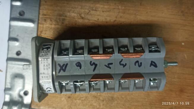 ŁK32R A/A30 Łącznik zatablicowy z adaptorem