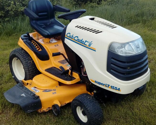 Traktorek kosiarka CUB CADET 27HP V-Twin Husqvarna John Deer