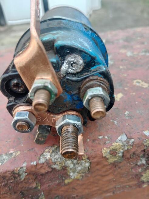 Elektromagnez do rozrusznika Forda 4600