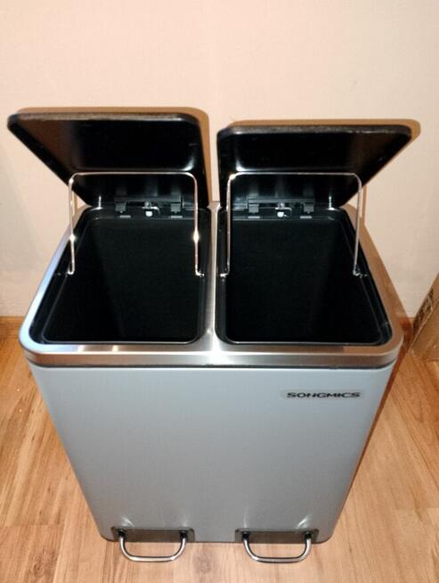 Stylowy dwukomorowy kosz na śmieci