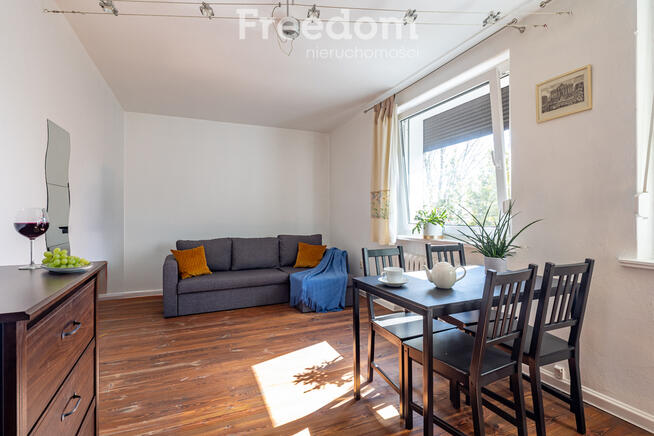 Komfortowy dom z dużą przestrzenią w Złotkowie.