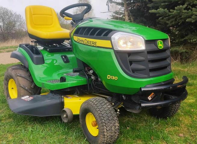 Traktorek kosiarka John Deere D130 22 HP Cub Cadet Husqvarna