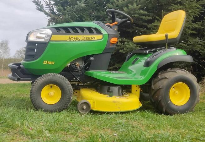Traktorek kosiarka John Deere D130 22 HP Cub Cadet Husqvarna