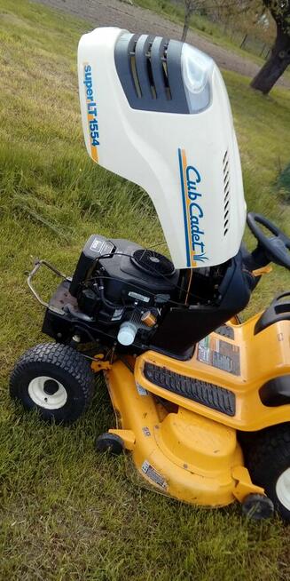 Traktorek kosiarka CUB CADET 27HP V-Twin Husqvarna John Deer