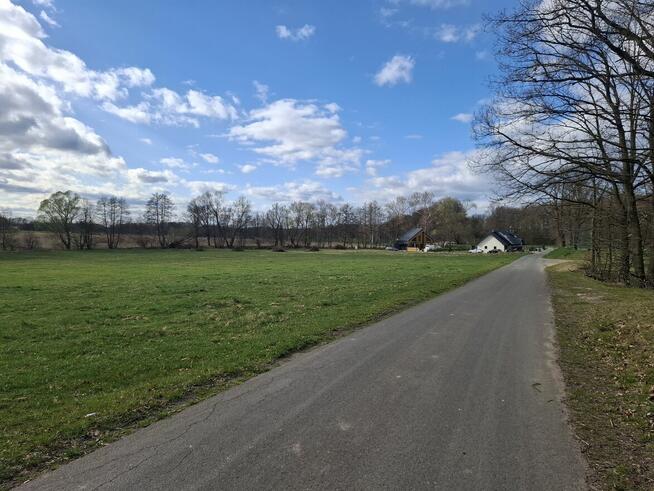 Działka budowlana z możliwością budowy domu dwulokalowego