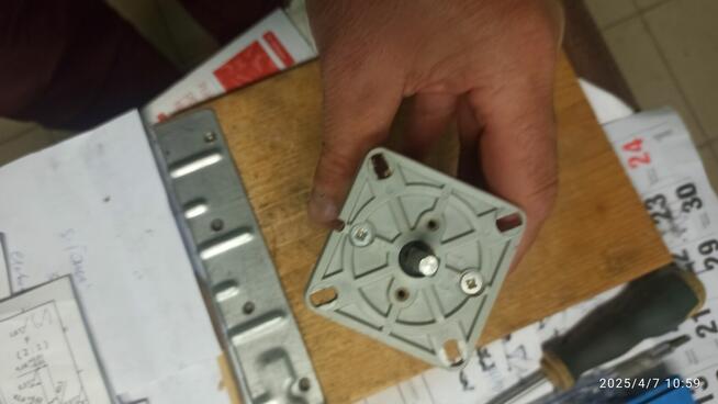 ŁK32R A/A30 Łącznik zatablicowy z adaptorem