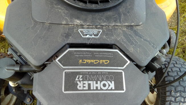 Traktorek kosiarka CUB CADET 27HP V-Twin Husqvarna John Deer