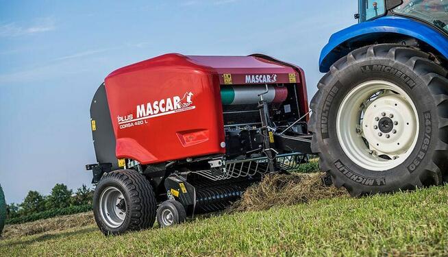 Stałokomorowa prasa belująca MASCAR Corsa 420