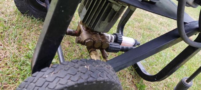 Myjka ciśnieniowa 2400 PSI SPALINOWA Briggs 6 HP