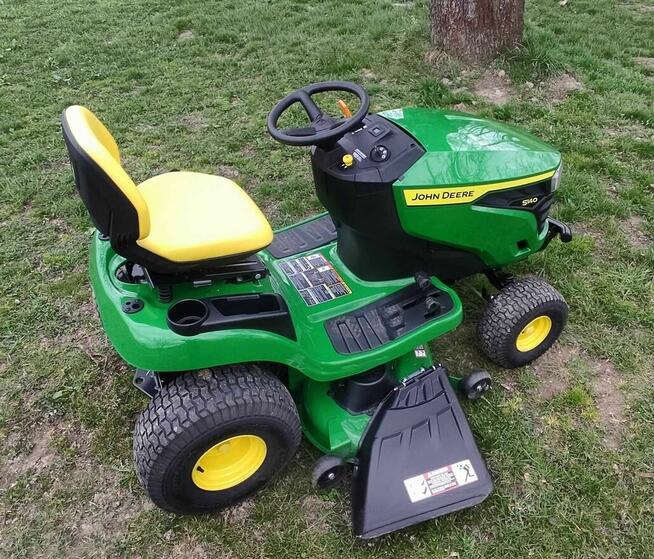 Traktorek kosiarka NOWY John Deere S140 22 HP Husqvarna