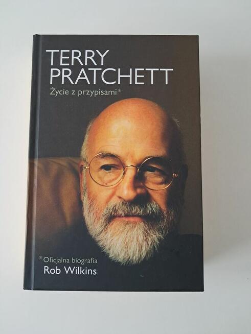 Książka „Terry Pratchett. Życie z przypisami” R. Wilkins