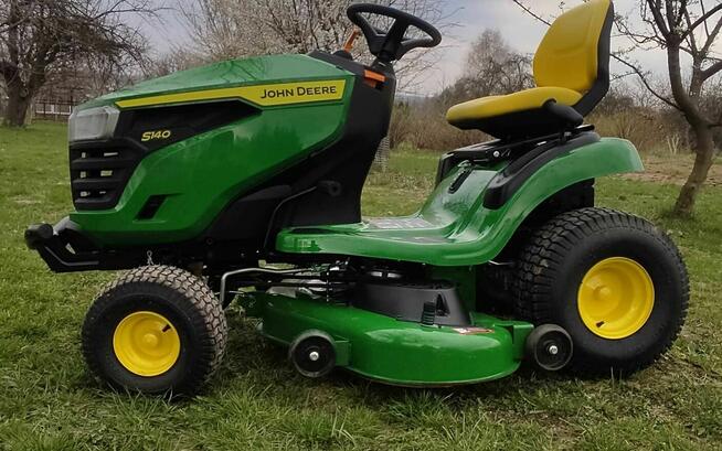 Traktorek kosiarka NOWY John Deere S140 22 HP Husqvarna