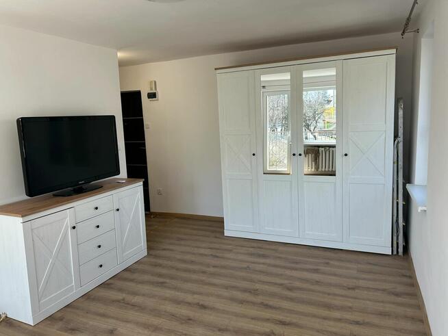 wynajmę kawalerkę na Białym Kamieniu