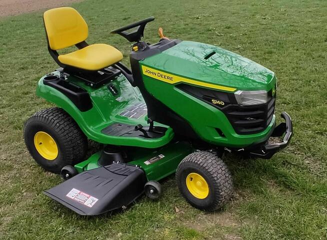 Traktorek kosiarka NOWY John Deere S140 22 HP Husqvarna