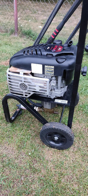 Myjka ciśnieniowa 2400 PSI SPALINOWA Briggs 6 HP