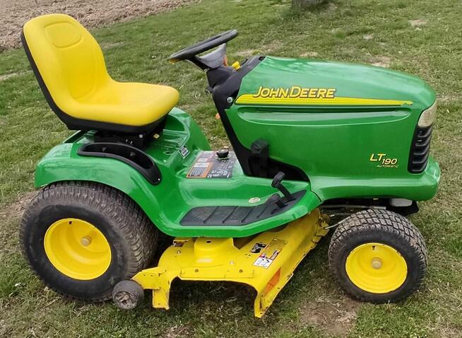 Traktorek kosiarka John Deere LT190 18HP Cub Cadet Husqvarna