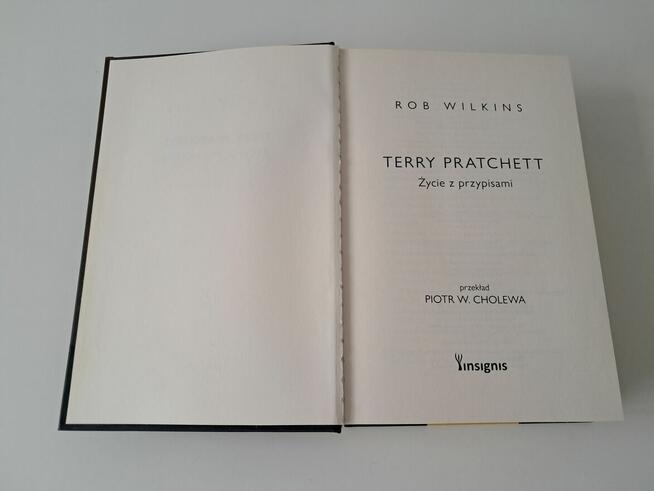 Książka „Terry Pratchett. Życie z przypisami” R. Wilkins