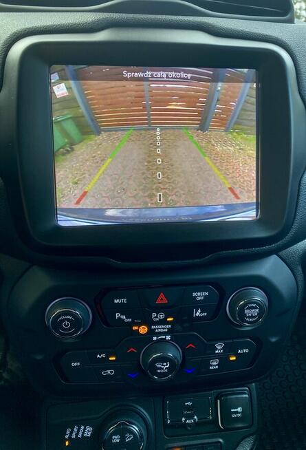 Jeep Renegate PLUG-IN Hybryda 4x4 Automat - Film Prezentacja