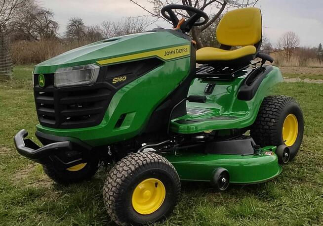 Traktorek kosiarka NOWY John Deere S140 22 HP Husqvarna